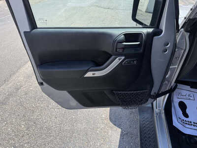 2013 Jeep Wrangler Unlimited, $17169. Photo 7
