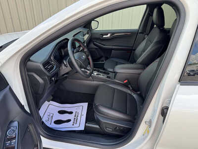2026 Ford Escape, $34435. Photo 9