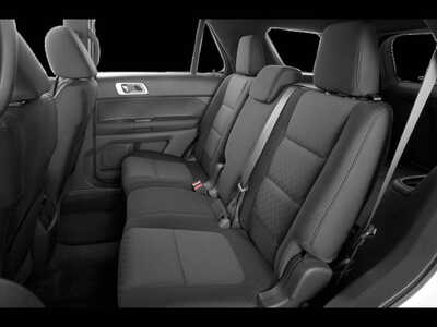 2015 Ford Explorer, $0. Photo 11