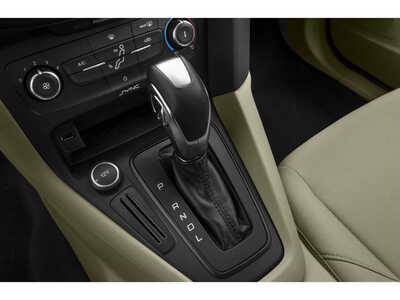 2015 Ford Focus, $0. Photo 9