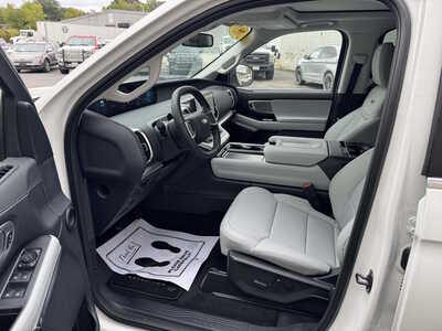 2027 Ford Expedition Max, $83830. Photo 9