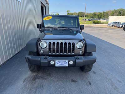 2016 Jeep Wrangler Unlimited, $0. Photo 3