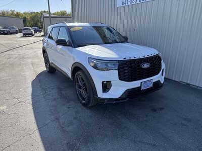 2027 Ford Explorer, $53855. Photo 5