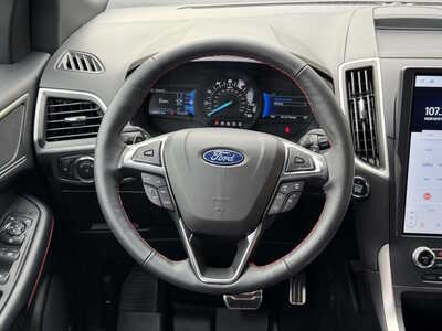 2023 Ford Edge, $28569. Photo 10
