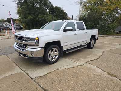 2017 Chevrolet 1500 Crew Cab, $24900. Photo 1