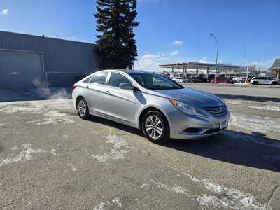 2013 Hyundai Sonata, $3900. Photo 1