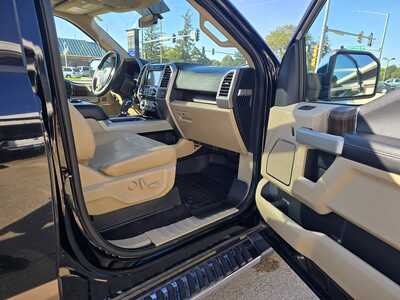 2016 Ford F150 Crew Cab, $14900. Photo 10