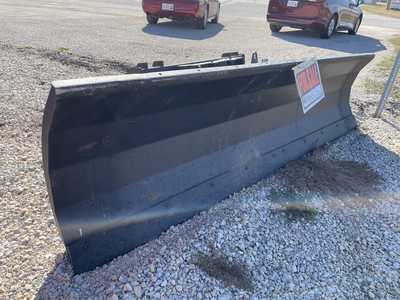 Skid Loader/tractor , $2250. Photo 2