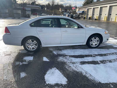 2016 Chevrolet Impala, $7500. Photo 8