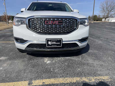 2019 GMC Acadia, $22500. Photo 2
