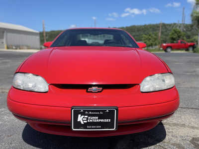 1996 Chevrolet Monte Carlo, $8900. Photo 2