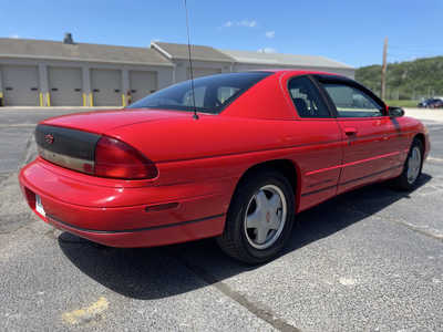 1996 Chevrolet Monte Carlo, $8900. Photo 8