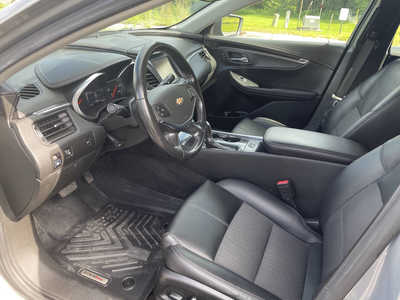 2019 Chevrolet Impala, $11950. Photo 9