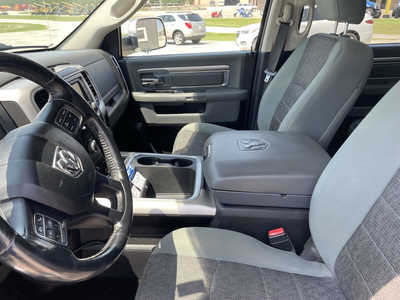 2015 RAM 1500 Crew Cab, $18500. Photo 9