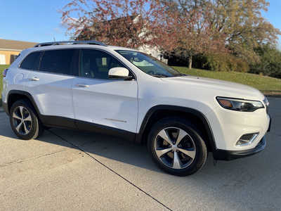 2020 Jeep Cherokee, $14990. Photo 1