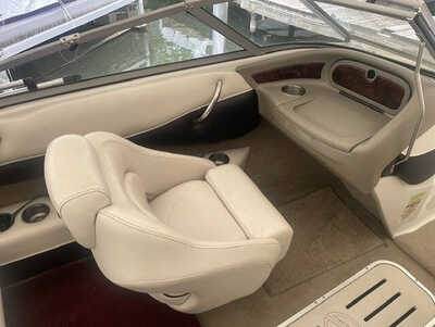 2006 Crownline 180, $12500. Photo 3
