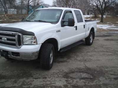 2006 Ford F250 Crew Cab, $10500. Photo 3