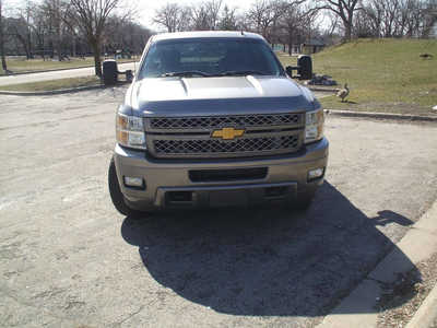 2013 Chevrolet 3500 Crew Cab, $28999. Photo 5