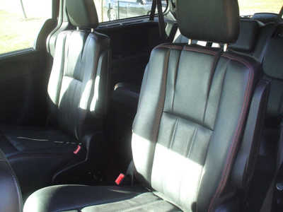 2017 Dodge Caravan, Grand, $13999. Photo 10