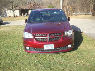 2017 Dodge Caravan, Grand, $13999. Photo 4