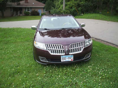 2011 Lincoln MKZ, $5999. Photo 3