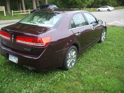 2011 Lincoln MKZ, $5999. Photo 4