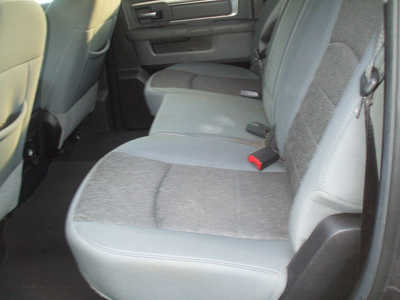 2014 RAM 1500 Crew Cab, $15450. Photo 9