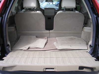 2011 Volvo XC90, $5999. Photo 12