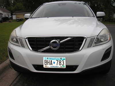 2012 Volvo XC60, $9999. Photo 2