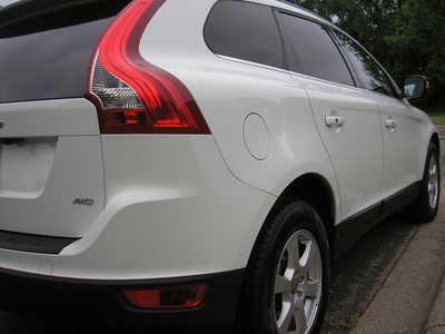 2012 Volvo XC60, $9999. Photo 7
