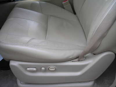 2010 GMC Yukon XL, $5999. Photo 12