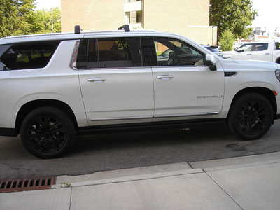 2021 GMC Yukon XL, $44999. Photo 8