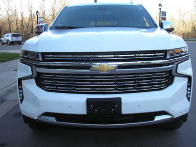 2021 Chevrolet Suburban, $31999. Photo 2