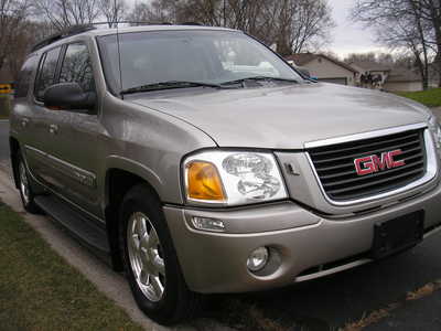 2003 GMC Envoy XL, $7999. Photo 3