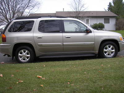 2003 GMC Envoy XL, $7999. Photo 8