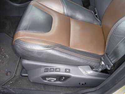 2017 Volvo XC60, $15999. Photo 11