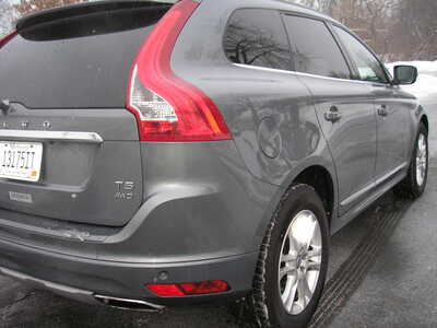 2016 Volvo XC60, $13500. Photo 7