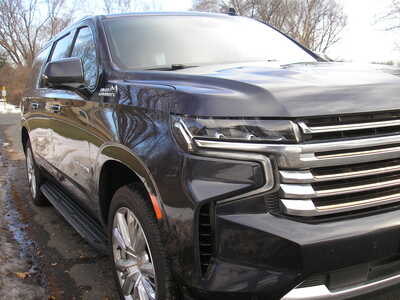 2023 Chevrolet Suburban, $44999. Photo 3