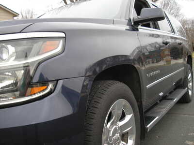2017 Chevrolet Suburban, $13900. Photo 1