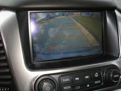 2017 Chevrolet Suburban, $13900. Photo 11