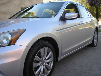 2012 Honda Accord, $5500. Photo 1