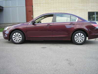 2010 Honda Accord, $3999. Photo 7