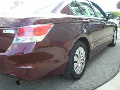 2010 Honda Accord, $3999. Photo 9