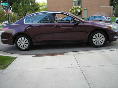 2010 Honda Accord, $3999. Photo 10