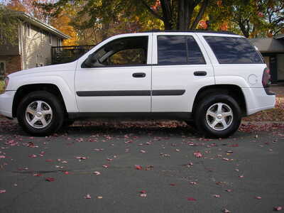 2005 Chevrolet TrailBlazer, $8500. Photo 4