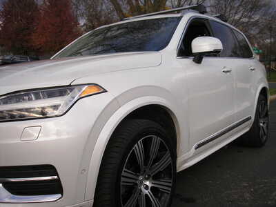 2021 Volvo XC90, $19999. Photo 1