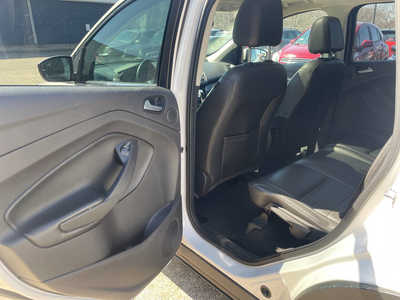 2016 Ford Escape, $8999. Photo 10