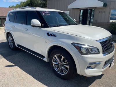 2015 Infiniti QX80, $10999. Photo 2