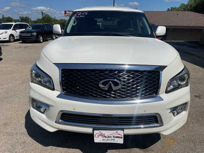 2015 Infiniti QX80, $10999. Photo 3