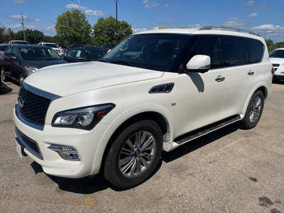 2015 Infiniti QX80, $10999. Photo 4